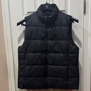 GAP ColdControl Black Vest